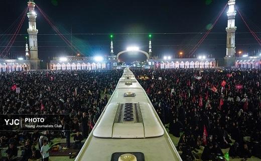 شکوه حضور در مسجد مقدس جمکران برای وداع با رهبر شهید+تصاویر