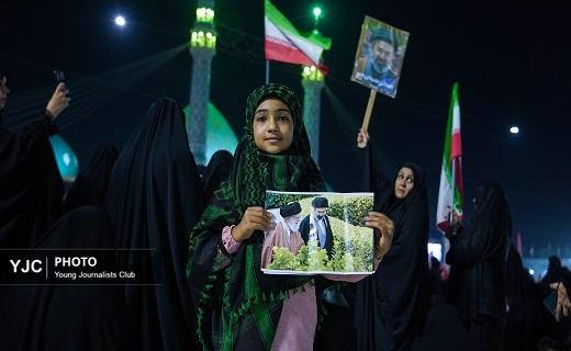 شکوه حضور در مسجد مقدس جمکران برای وداع با رهبر شهید+تصاویر