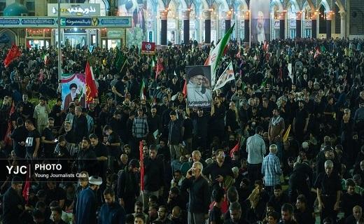 جلوه هایی از حضور در مسجد مقدس جمکران برای وداع با رهبر شهید+تصاویر