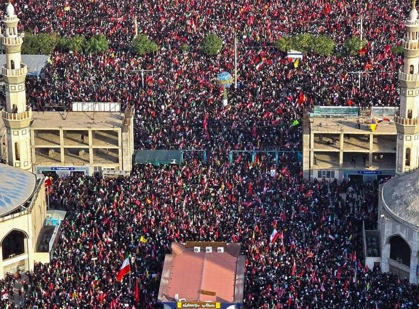 آغاز مراسم تشییع  پیکر رهبر شهید انقلاب در قم+ فیلم و تصاویر