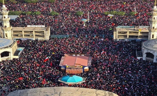 بی تابی یک ملت ؛  اینجا ایران دریای بی کران عشق و دلدادگی
