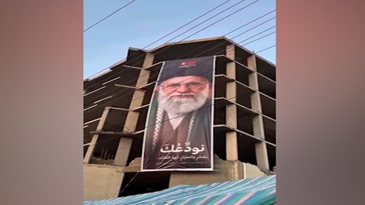 تصویر رهبر شهیدی که این روز‌ها در قلب مردم عراق حک شده است