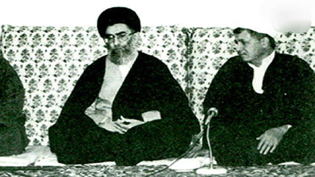 روایت یک عمر فعالیت آیتالله علی خامنهای از حوزه قم تا رهبری