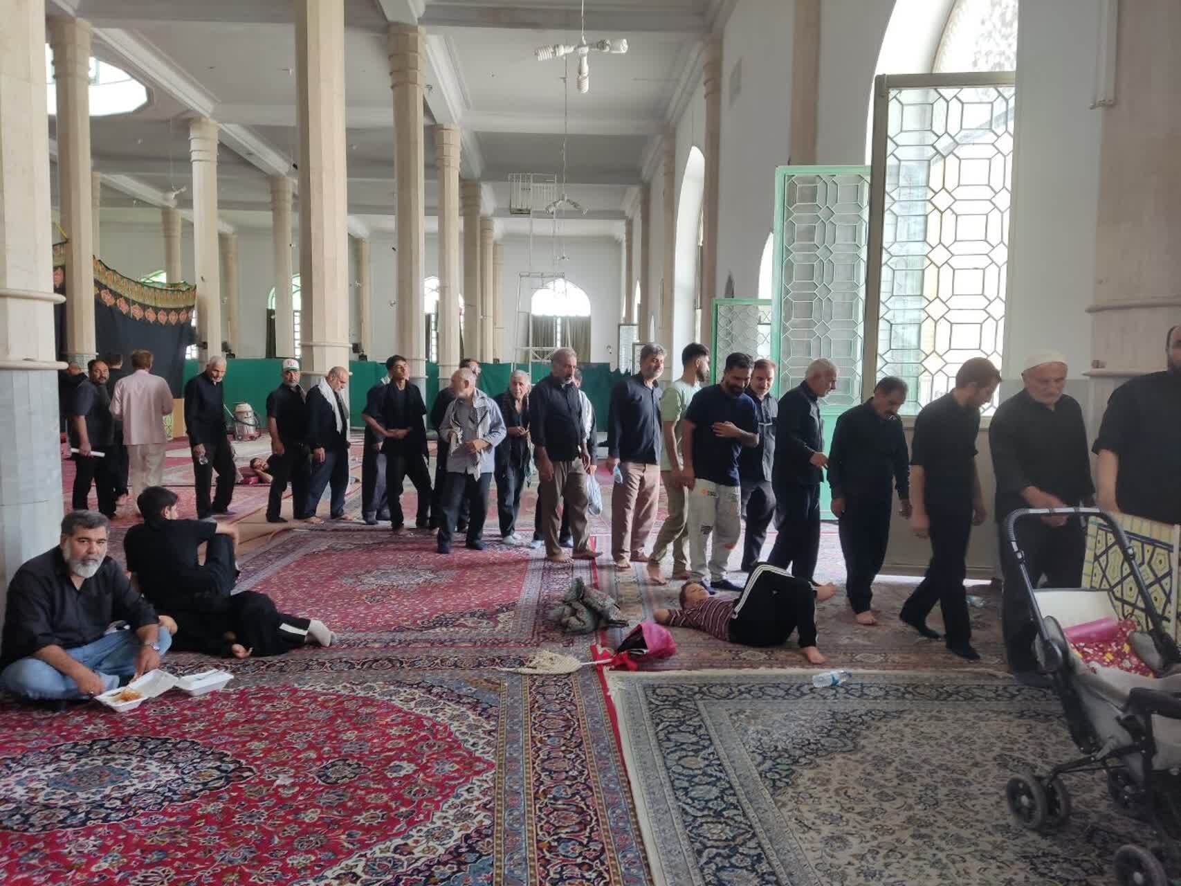 برپایی موکب جهت اسکان زائران قائد شهید امت در محله شهر قائم