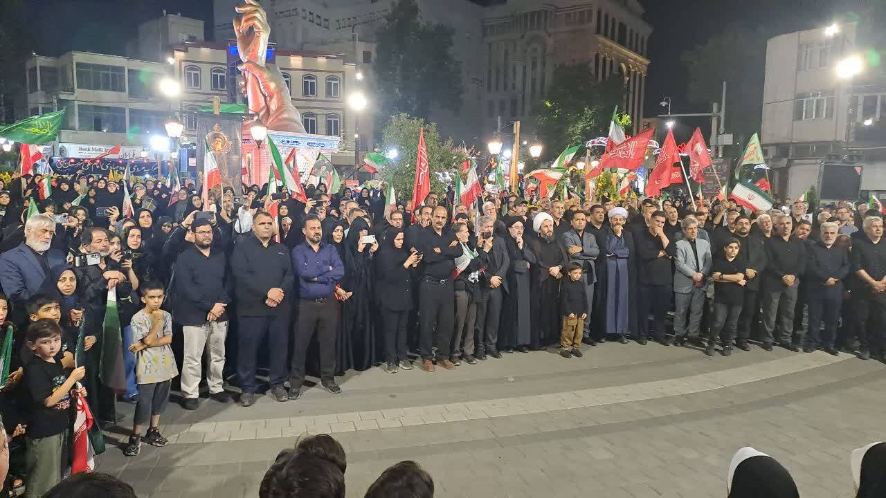 مراسم وداع با پیکر رهبر شهید انقلاب در خوی