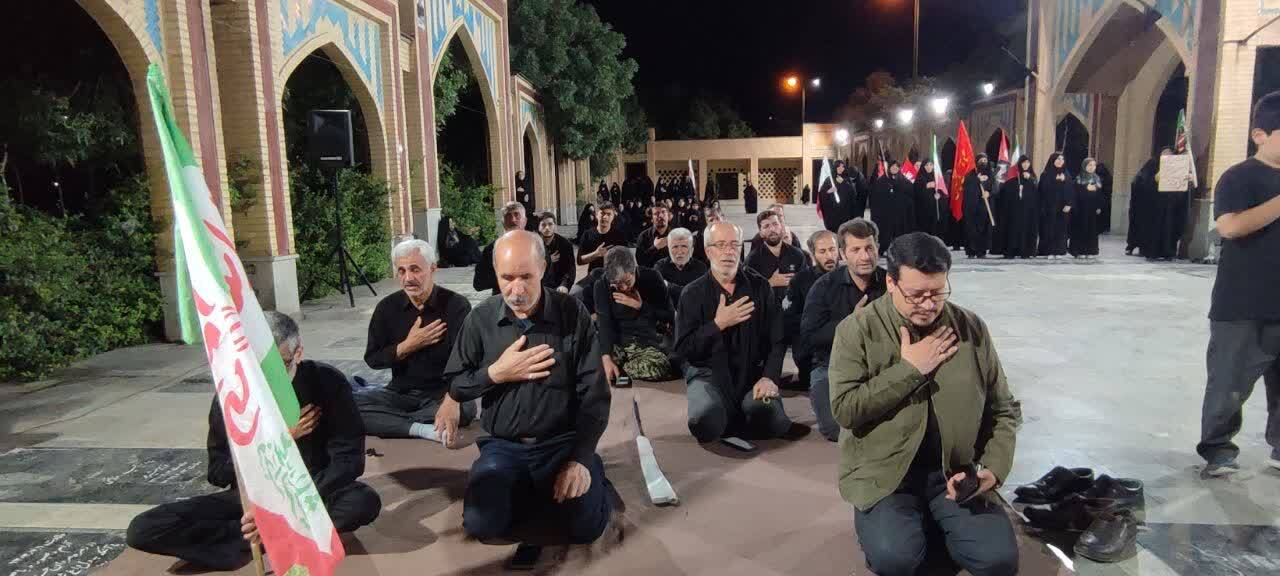 گلزار شهدای صالح آباد به مناسبت تشییع پیکر مطهر آقای شهید ایران گلزار شهدای صالح آباد به مناسبت تشییع پیکر مطهر آقای شهید ایران