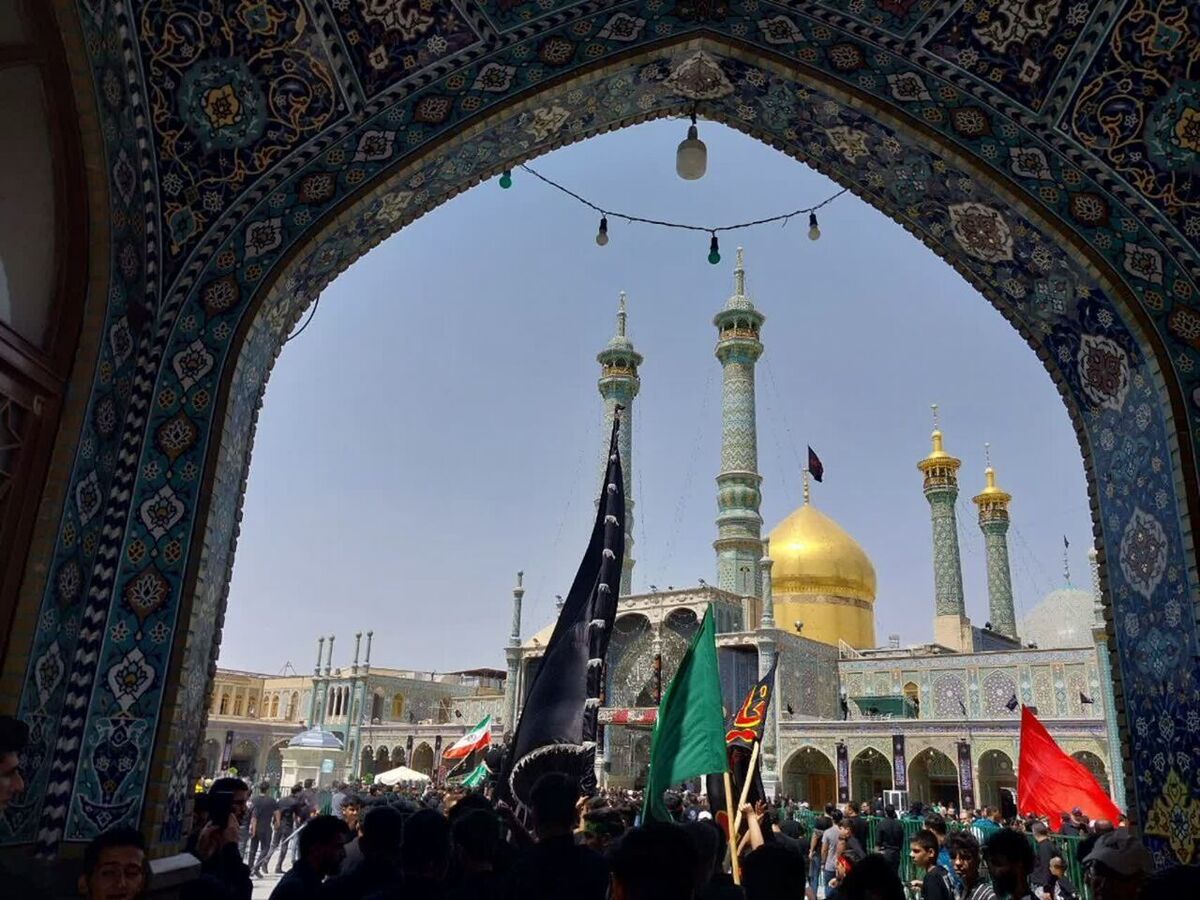 باشگاه خبرنگاران -طنین نوای عزای حسینی دسته‌طبل‌زنی در حرم بانوی کرامت سلام الله علیها+ فیلم