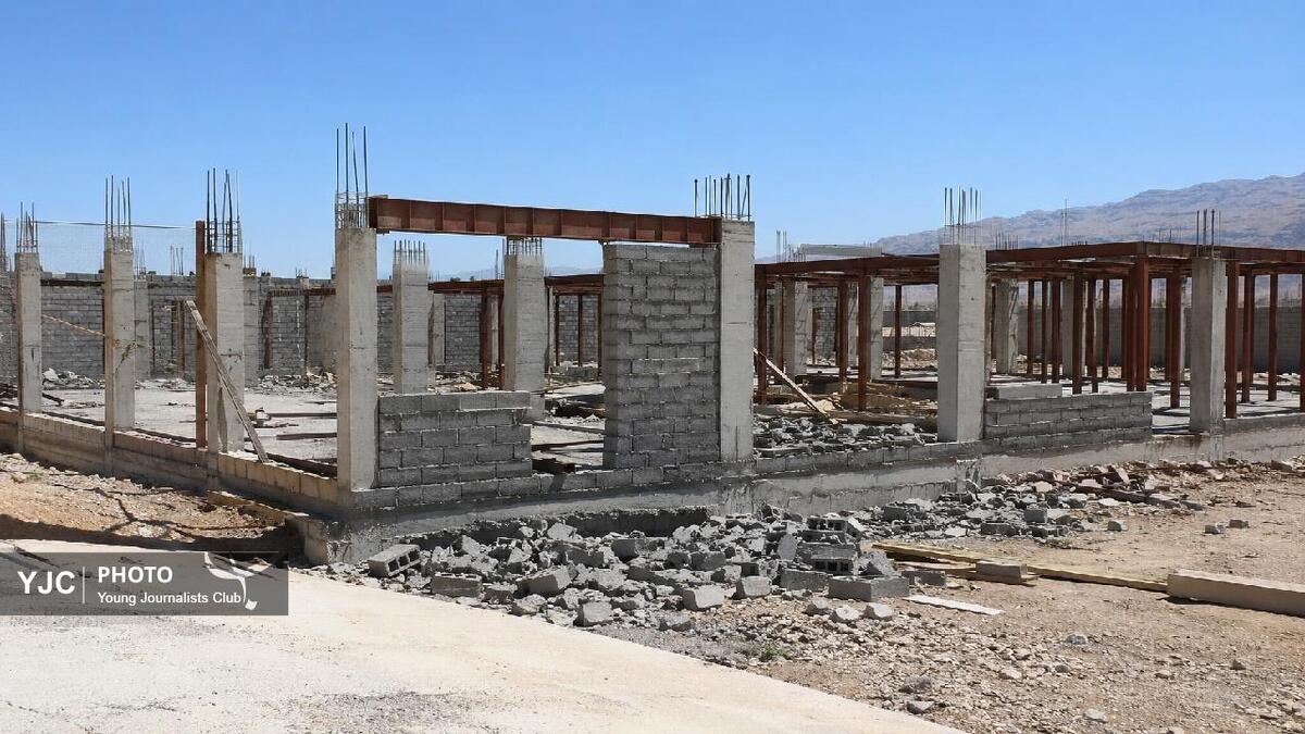 باشگاه خبرنگاران -گرمازدگی پشت درهای بیمارستانِ نیمه تمام؛ اندیکا هنوز در انتظار وعده‌ها!