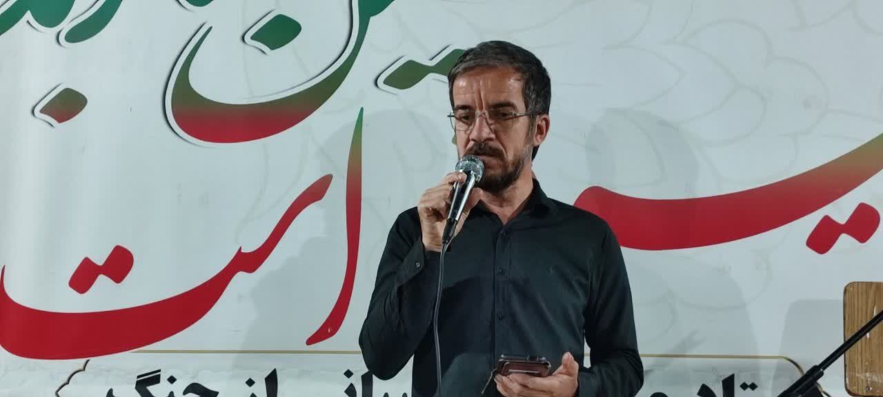گوشههایی از ایستادگی مردم انقلابی صالح آباد در تجمعات اقتدار و مقاومت گوشههایی از ایستادگی مردم انقلابی صالح آباد در تجمعات اقتدار و مقاومت