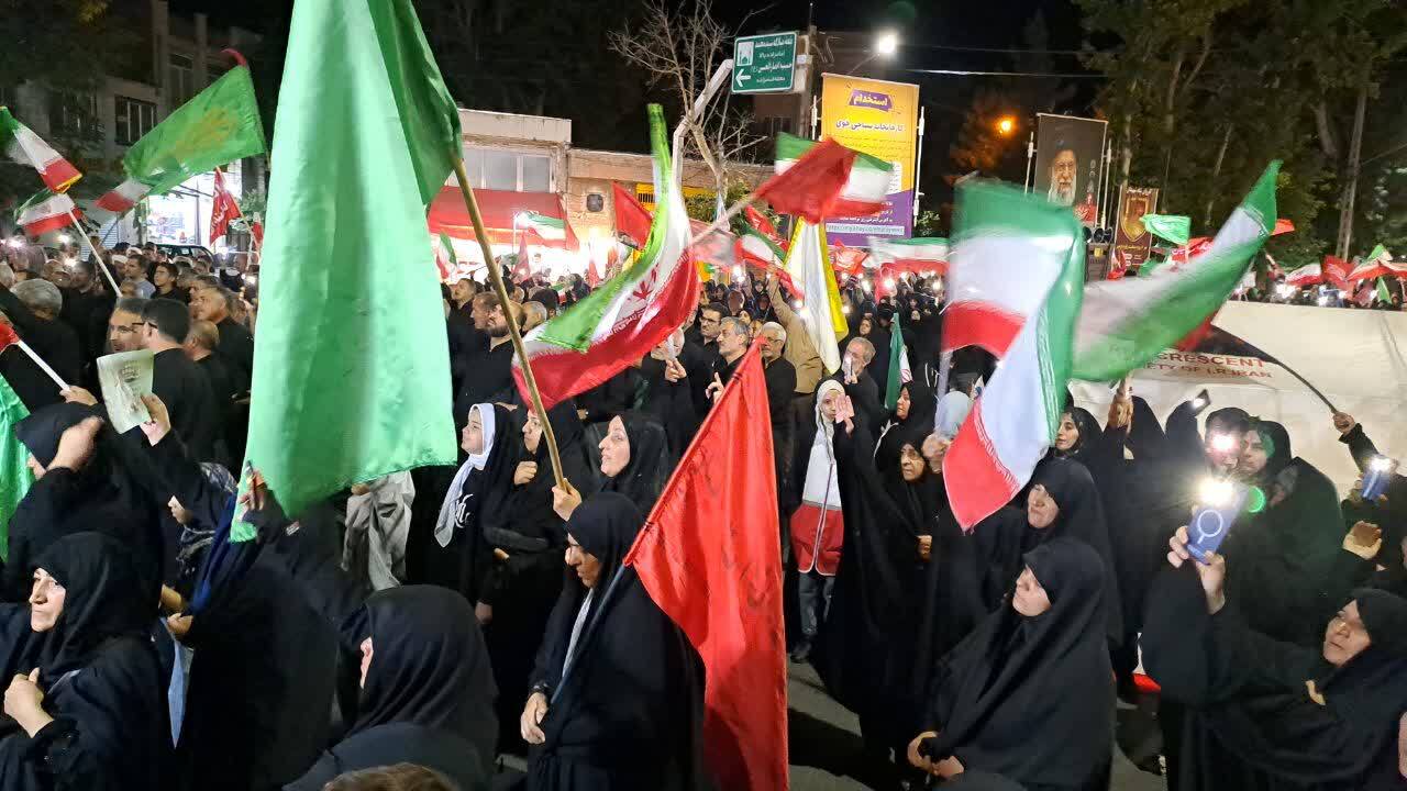 سوگواری و تجمع مردم انقلابی خوی در خونخواهی آقای شهید ایران سوگواری و تجمع مردم انقلابی خوی در خونخواهی آقای شهید ایران
