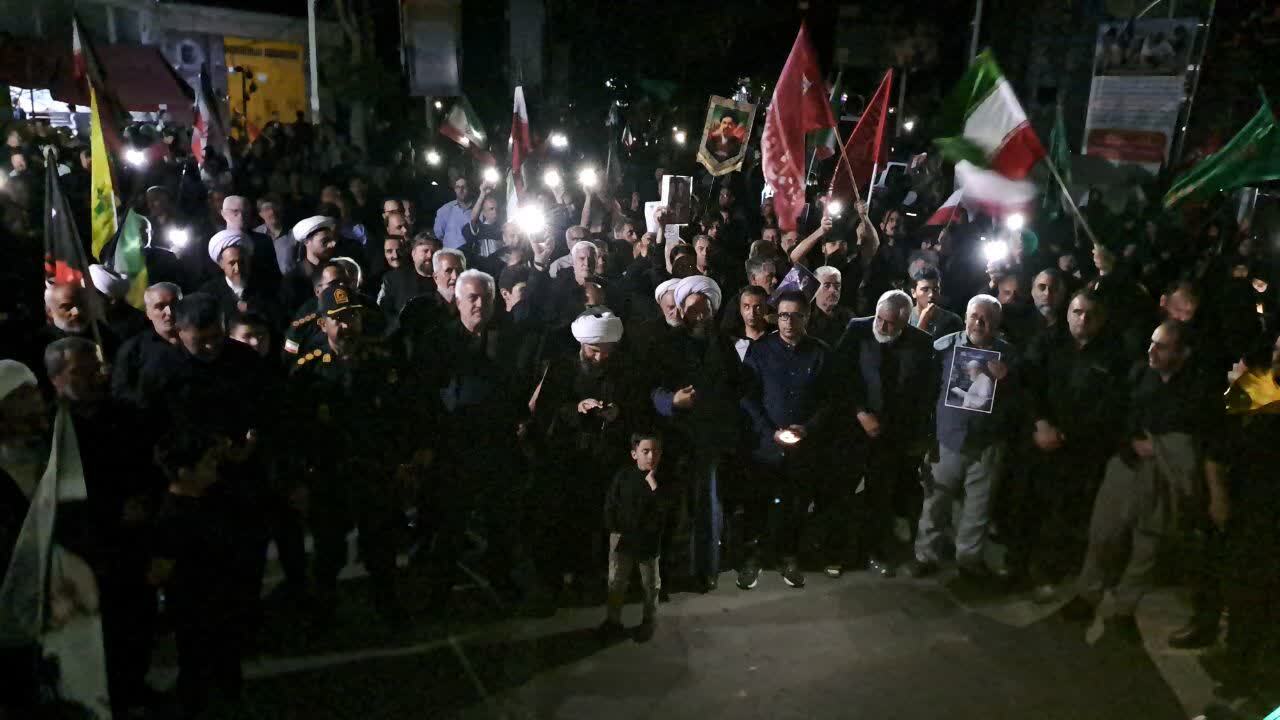 سوگواری و تجمع مردم انقلابی خوی در خونخواهی آقای شهید ایران سوگواری و تجمع مردم انقلابی خوی در خونخواهی آقای شهید ایران