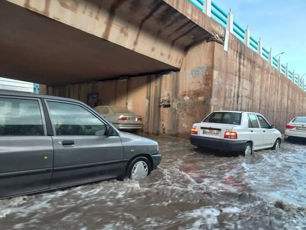 باشگاه خبرنگاران -مهار آبگرفتگی‌ها در یزد با اجرای ۳۵ کیلومتر شبکه زیرزمینی و هزار و ۳۰۰ چاه جذبی