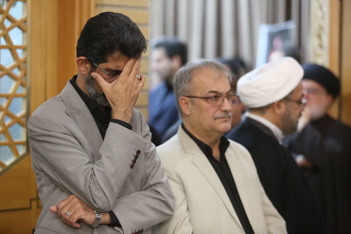 بزرگداشت رهبر شهید انقلاب از سوی قوای سه&zwnj;گانه در حرم بانوی کرامت(س)+تصاویر