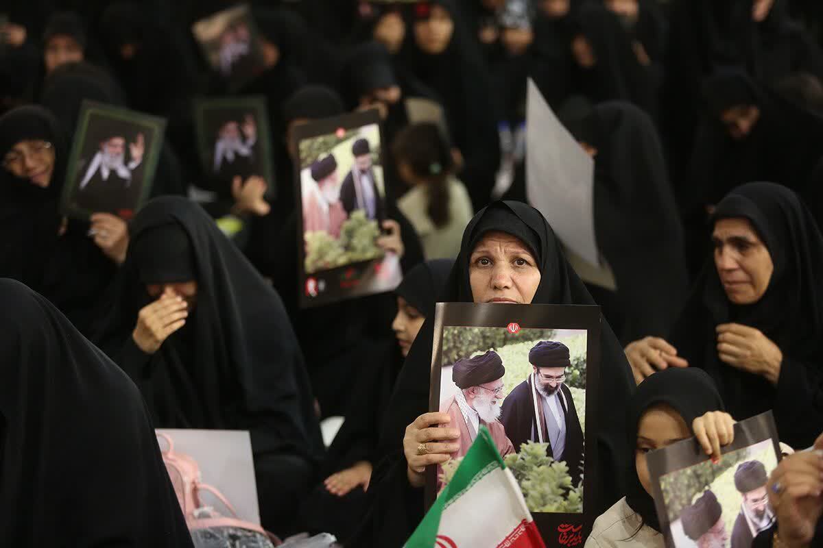 بزرگداشت رهبر شهید انقلاب از سوی قوای سه&zwnj;گانه در حرم بانوی کرامت(س)+تصاویر