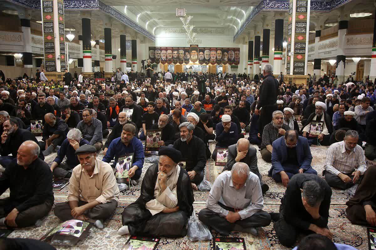 بزرگداشت رهبر شهید انقلاب از سوی قوای سه&zwnj;گانه در حرم بانوی کرامت(س)+تصاویر
