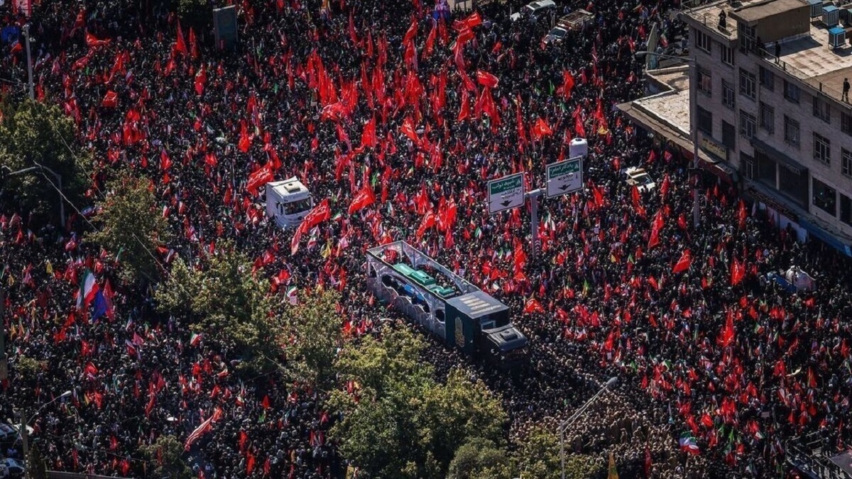 باشگاه خبرنگاران -تشییع باشکوه رهبر شهید، «اعلامِ جهاد» و «پیامِ خونخواهی و انتقام»بود