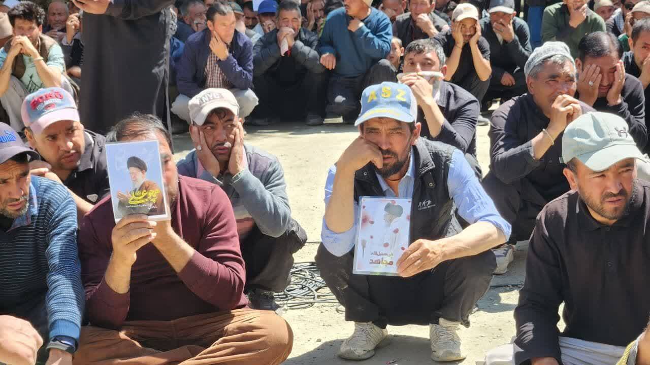 مراسم تشییع نمادین رهبر شهید انقلاب در منطقه سانکوکرگل هند مراسم تشییع نمادین رهبر شهید انقلاب در منطقه سانکوکرگل هند