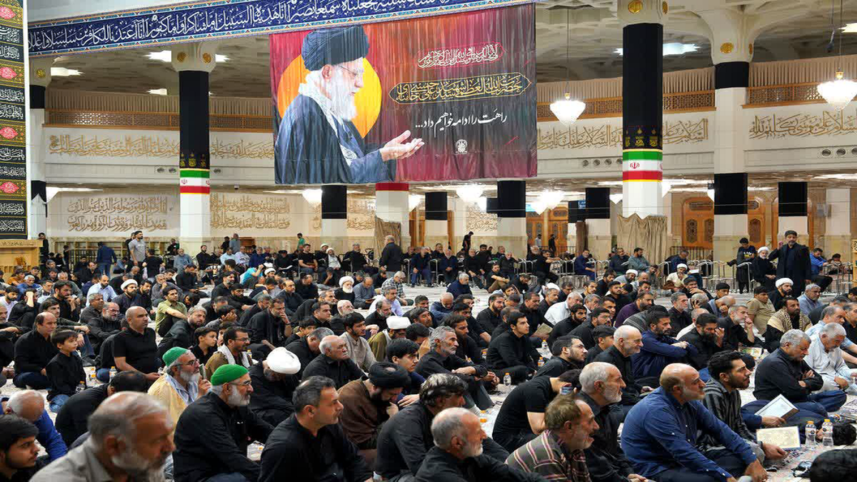 باشگاه خبرنگاران -رمز ماندگاری انقلاب، تمسک به فقه و فقاهت است/ ترامپ مطمئن باشد که ملتهای آزاده، روز نابودی او را جشن خواهند گرفت