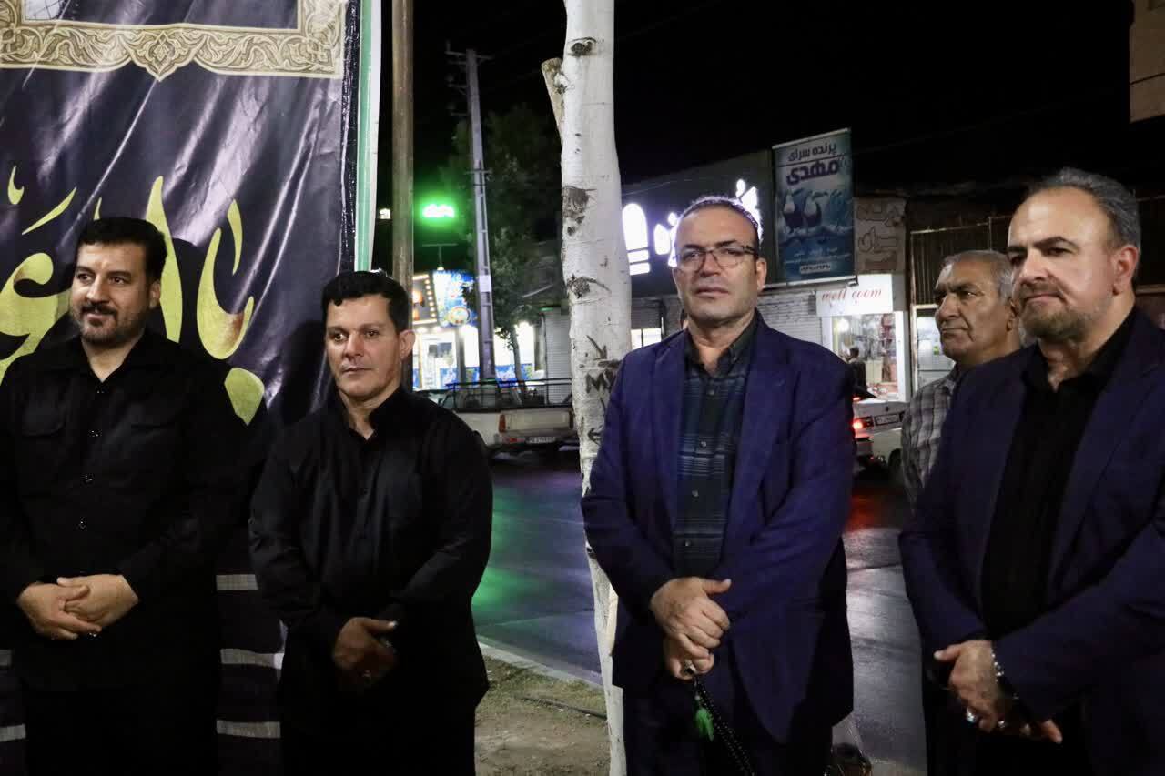 تداوم حضور با شکوه ماهدشتیها در تجمعات شبانه تداوم حضور با شکوه ماهدشتیها در تجمعات شبانه