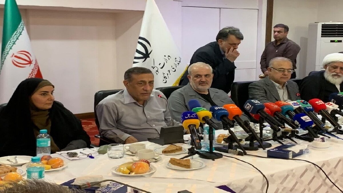 باشگاه خبرنگاران -دولت تا جبران کامل خسارت ها در کنار مردم هرمزگان می‌ماند