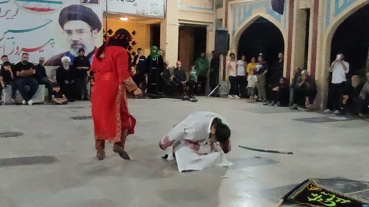 یکصد و چهلمین خروش شبانه میثاق با ولایت در مزار شهدای صالح آباد یکصد و چهلمین خروش شبانه میثاق با ولایت در مزار شهدای صالح آباد