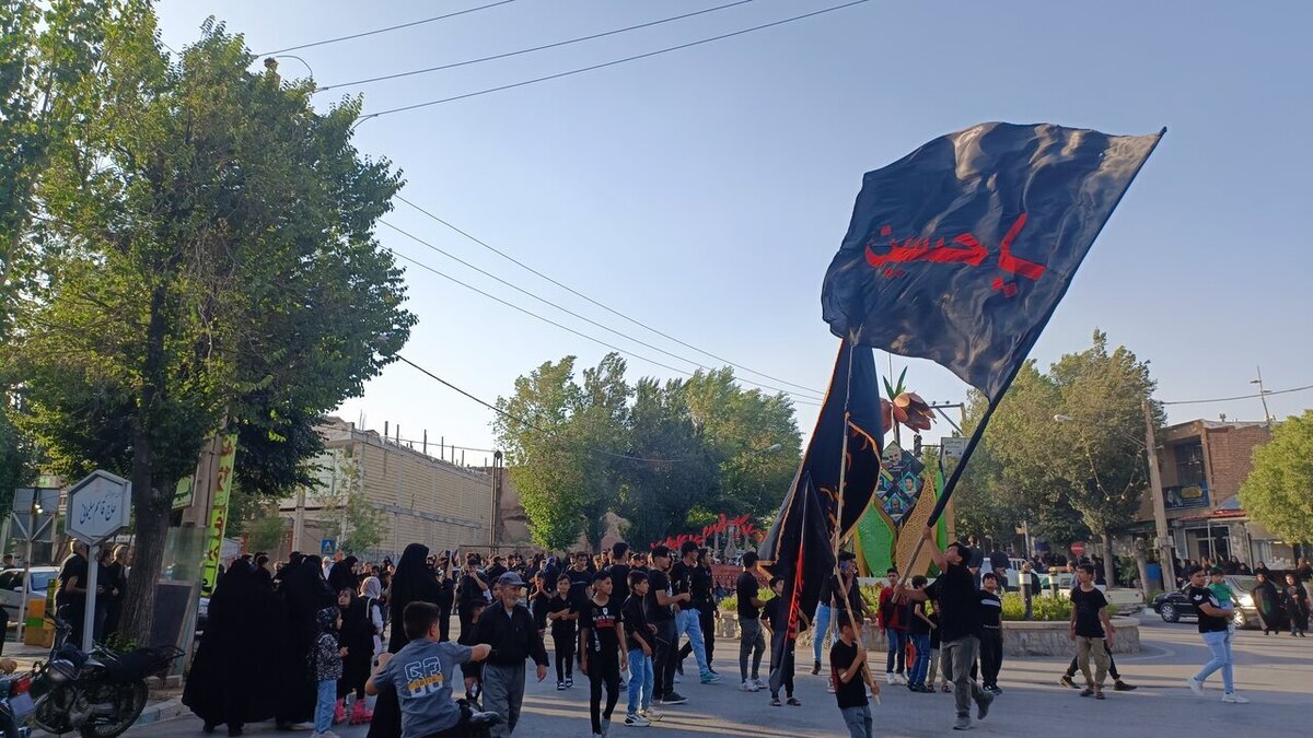باشگاه خبرنگاران -شکوه ارادت حسینی در تاسوعا؛ اجتماع باشکوه عزاداران در شهرستان باغملک + فیلم