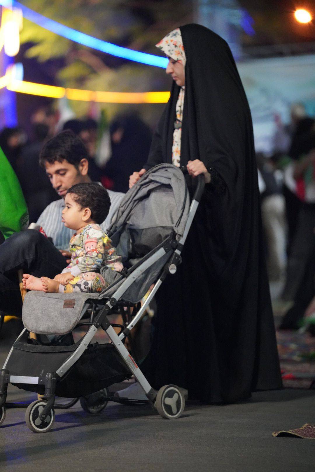 از کرمان تا سراسر ایران؛ ۱۴۲ شب یک عهد از کرمان تا سراسر ایران؛ ۱۴۲ شب یک عهد