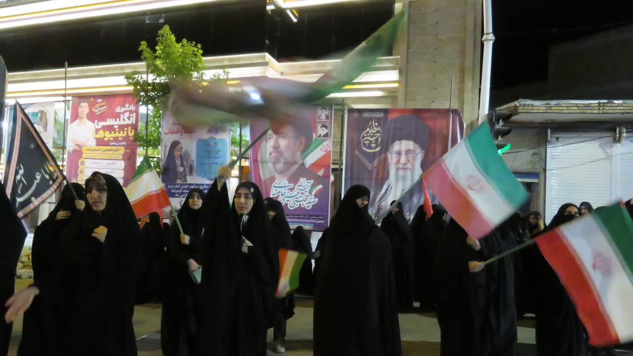 تداوم ایستادگی و مقاومت مردم انقلابی هریس در میدان مقاومت تداوم ایستادگی و مقاومت مردم انقلابی هریس در میدان مقاومت