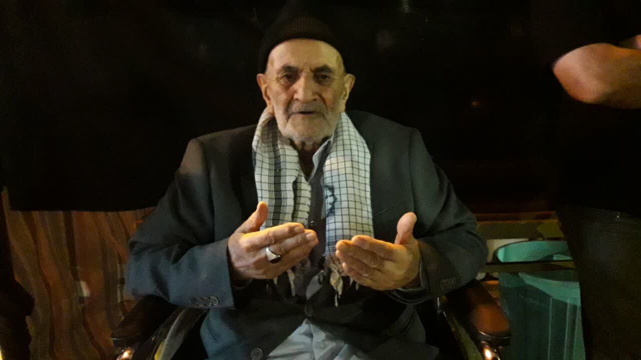 تداوم ایستادگی و مقاومت مردم انقلابی هریس در میدان مقاومت تداوم ایستادگی و مقاومت مردم انقلابی هریس در میدان مقاومت