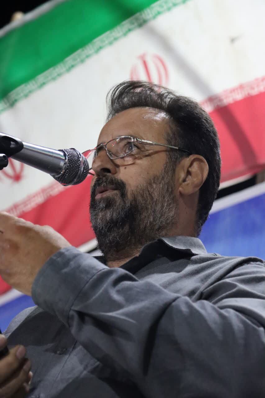 تداوم وطن دوستی ماهدشتیها در اجتماعات شبانه تداوم وطن دوستی ماهدشتیها در اجتماعات شبانه