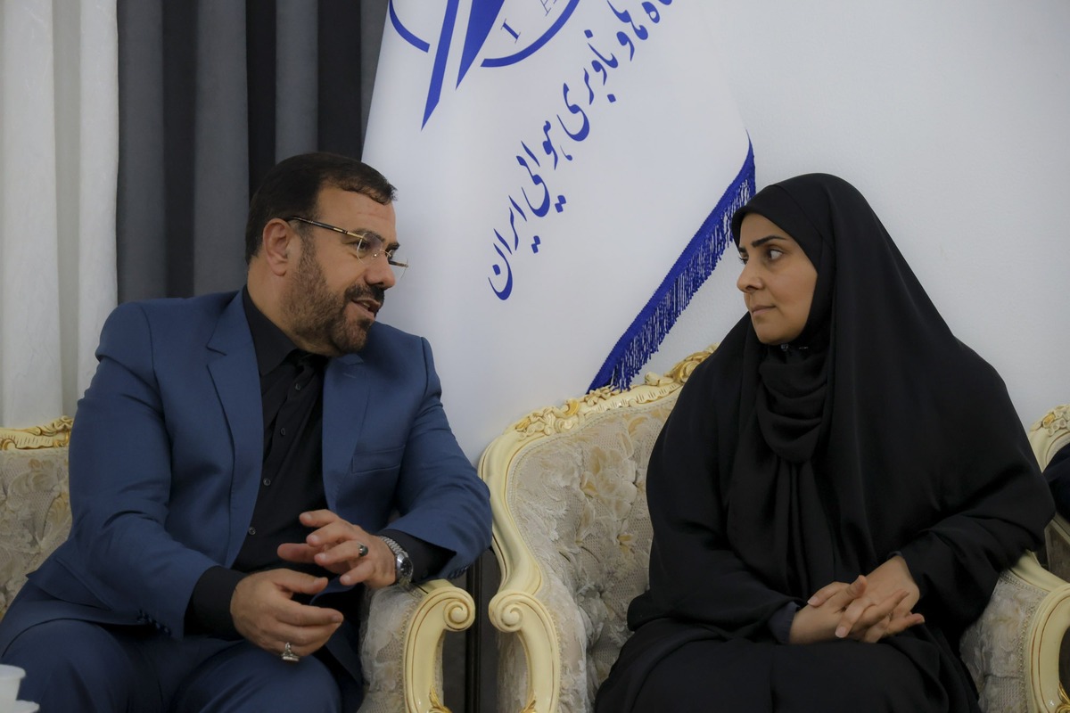 باشگاه خبرنگاران -رایزنی استاندار فارس و وزیر راه برای عبور از موانع زیرساختی