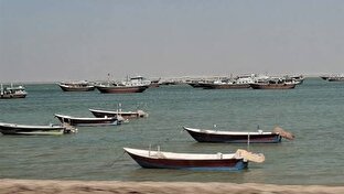 حملهٔ ارتش آمریکا به چند کشندهٔ قایق ماهیگیری مردم به فرض قایق‌های تندروی سپاه + فیلم