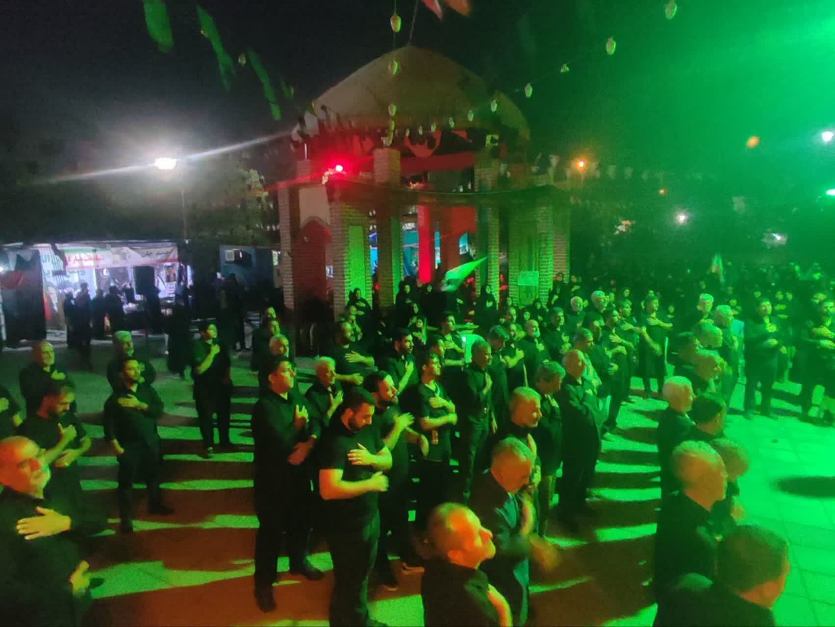 حضور ۱۱۷ شب مردم انقلابی خاورشهر در شب غربت خاندان آل الله