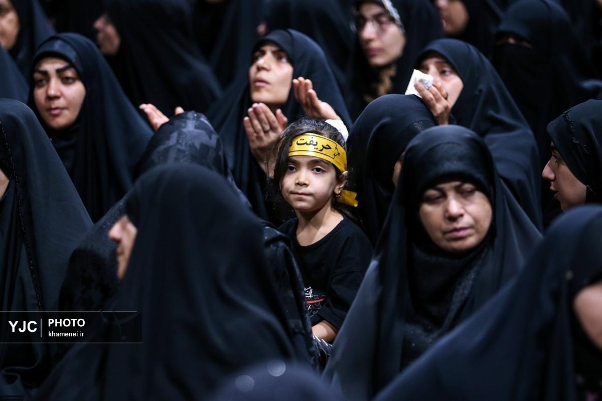 آخرین شب مراسم عزاداری حضرت اباعبدالله الحسین(ع) در جوار محل شهادت قائد شهید انقلاب اسلامی