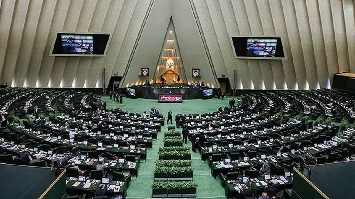 باشگاه خبرنگاران -جلسه علنی مجلس پس از مراسم تشییع رهبر شهید برگزار می‌شود