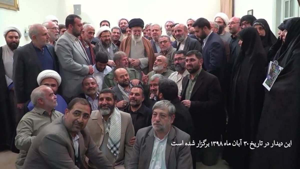 ماجرای یک عکس یادگاری خاطره انگیز با رهبر شهید انقلاب + فیلم