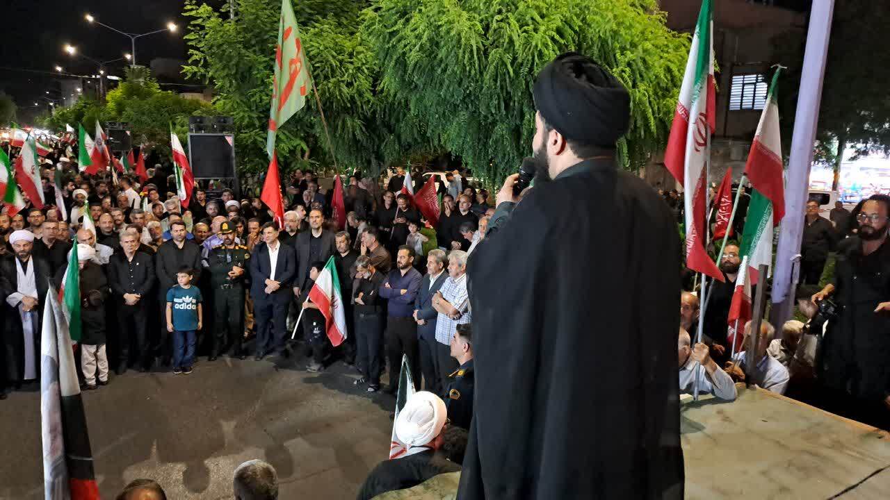 ایستادگی و مقاومت مردم انقلابی خوی در تجمعات شبانه