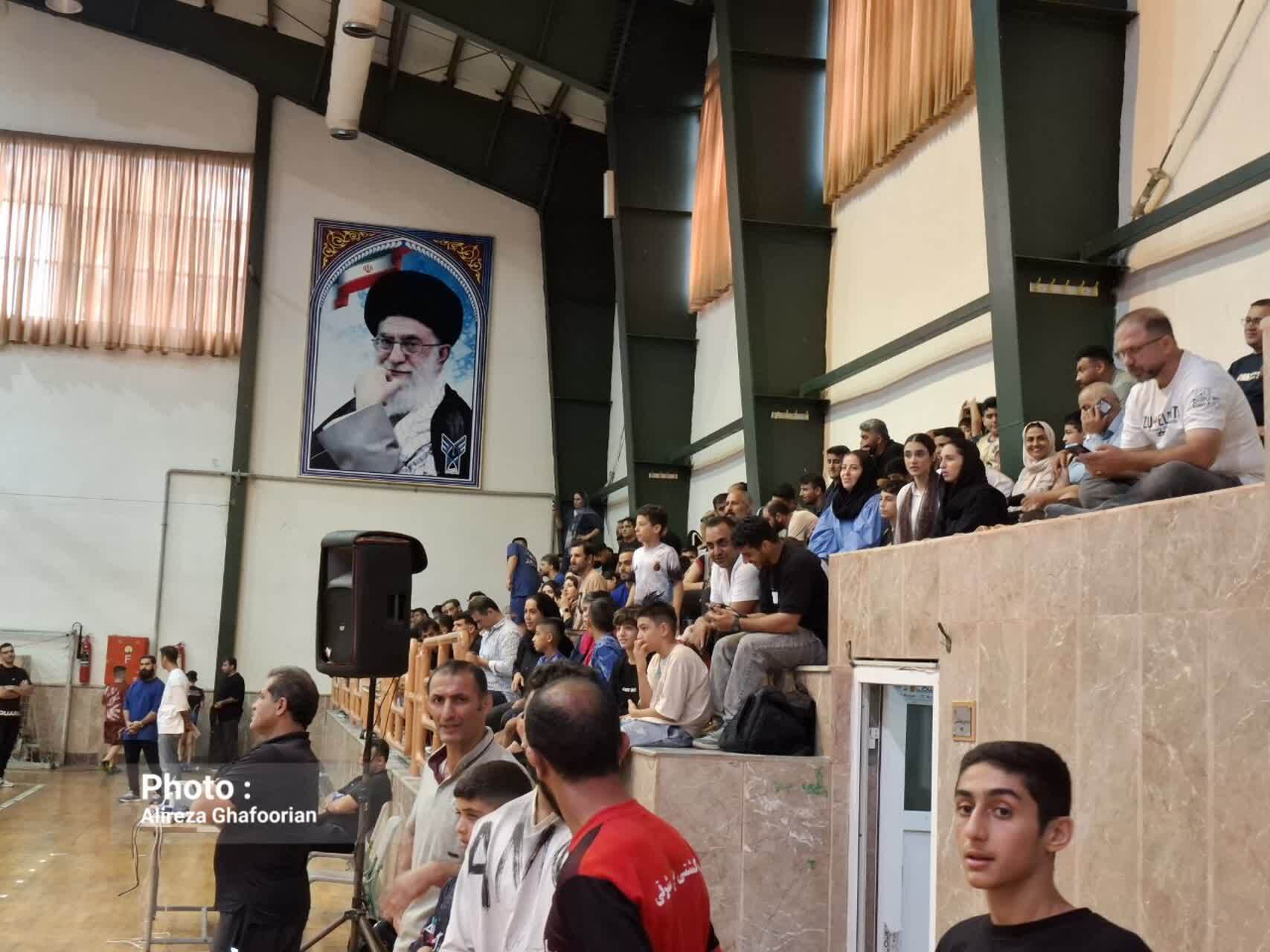 برگزاری مسابقات کشتی انتخابی خردسالان در قائمشهر