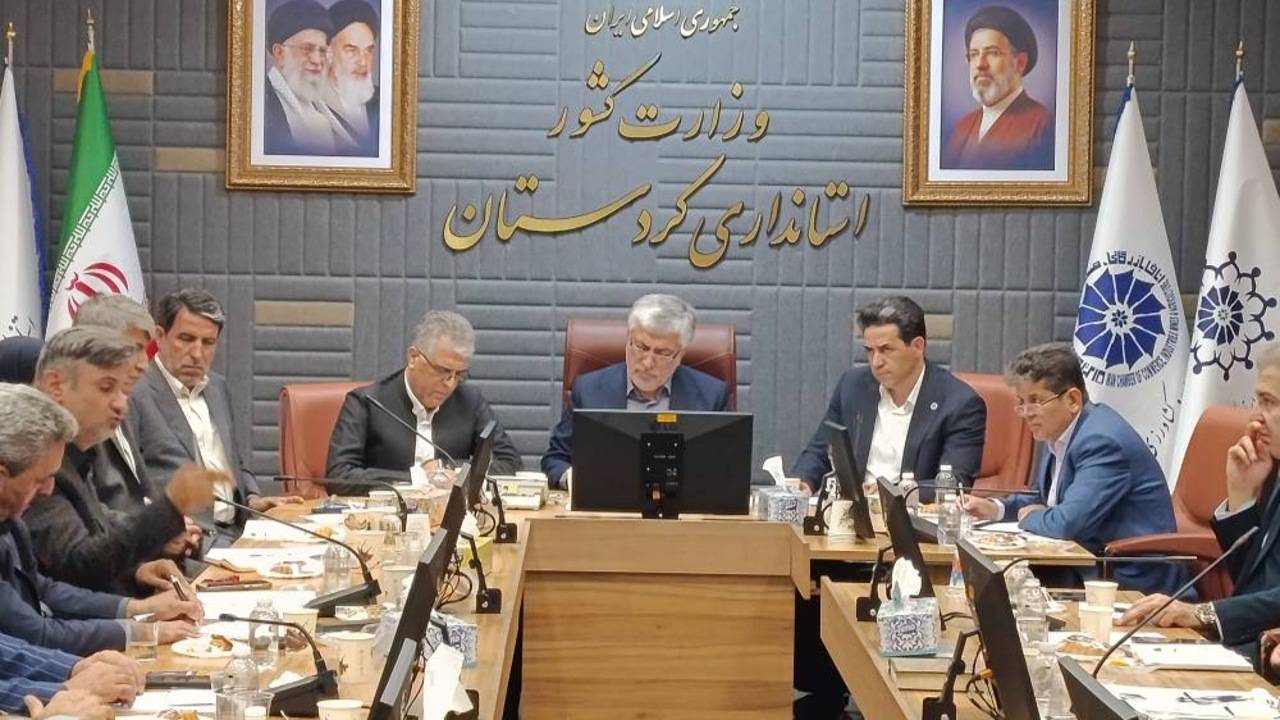 ‌۱۲ طرح نیروگاه خورشیدی کردستان در انتظار تأمین مالی بانک‌ها
