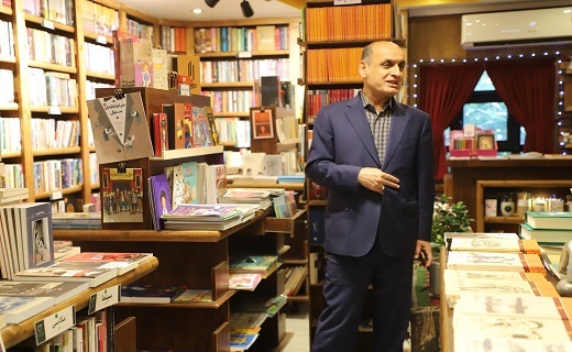 تجلیل از نشر فرهنگ ایلیا در رشت