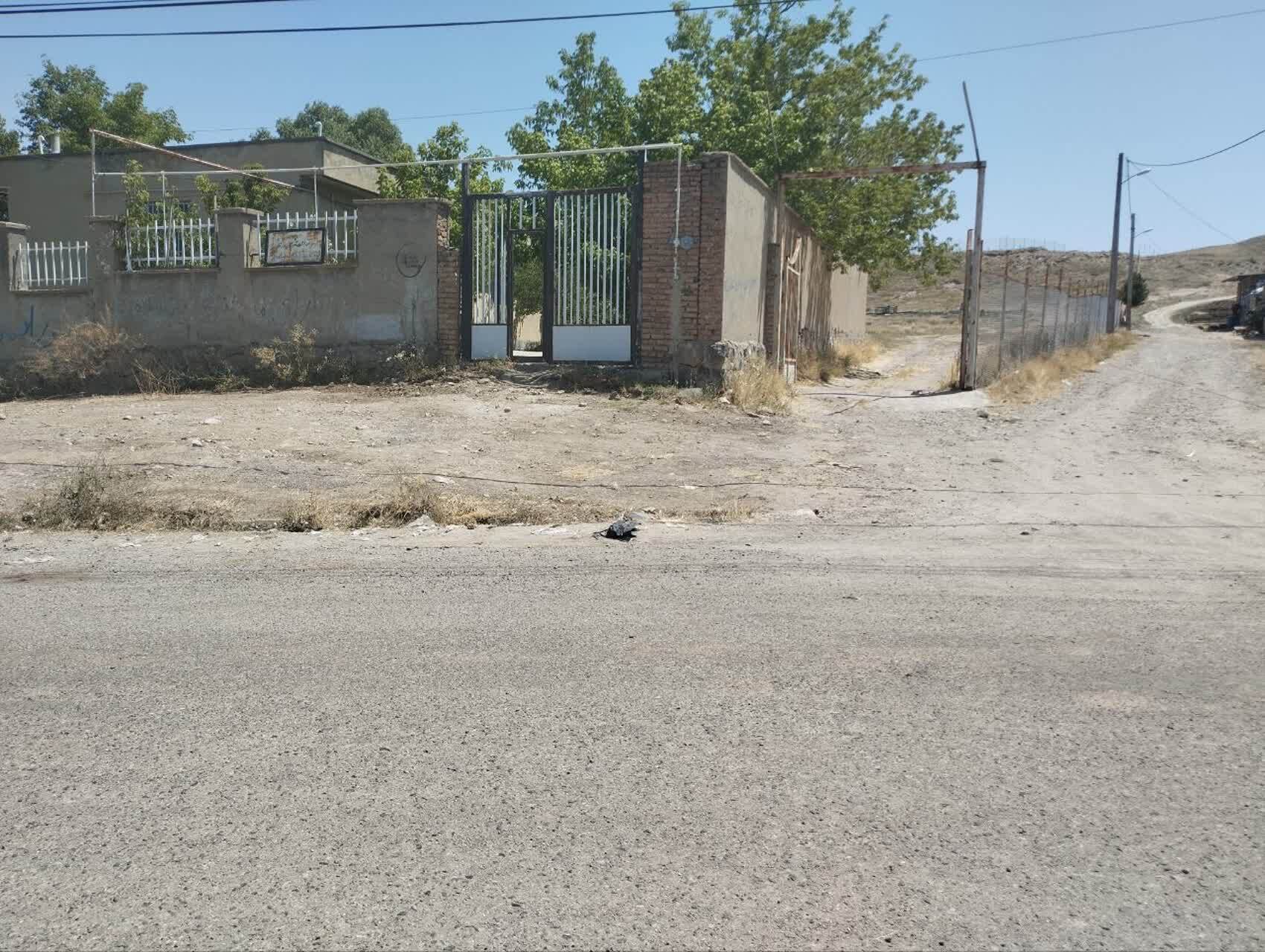 گلایه اهالی روستای لله لو از جاده خاکی خانه بهداشت