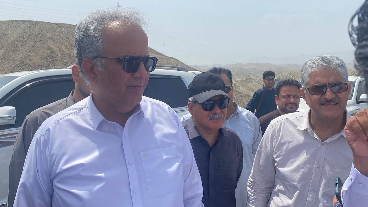 باشگاه خبرنگاران -تکمیل قطعات باقیمانده بزرگراه زاهدان - چابهار با تزریق اعتبارات شتاب می‌گیرد