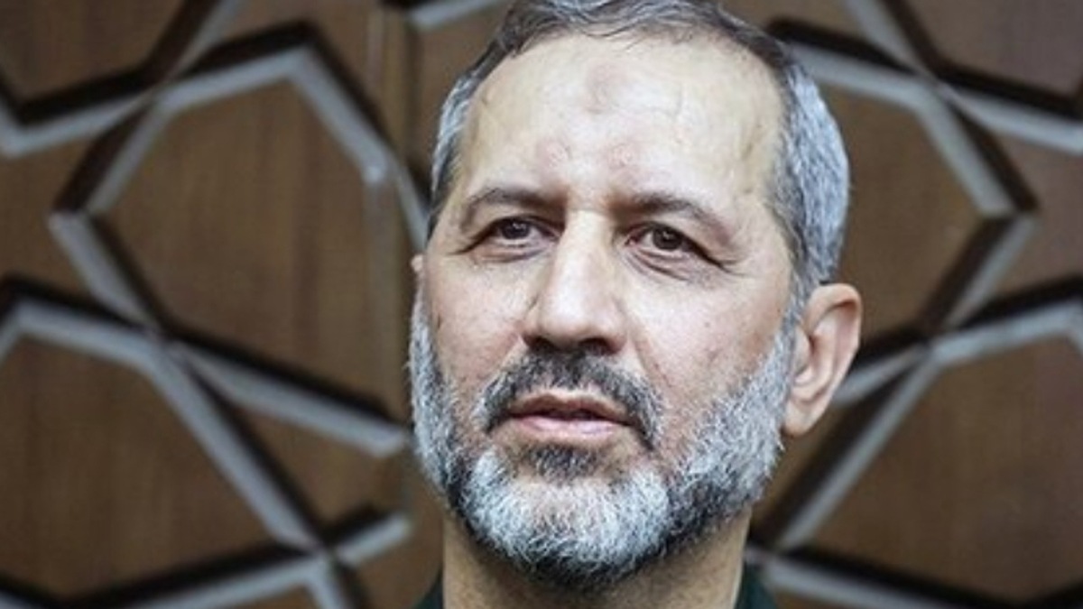 پرواز پهپادها در میدان ولیعصر(عج)
