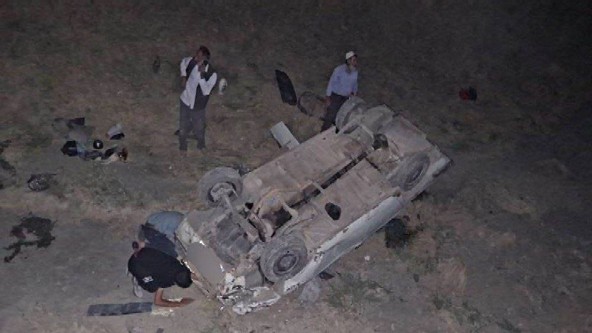 باشگاه خبرنگاران -واژگونی پیکان در محور سلماس ـ خوی ۵ مصدوم برجا گذاشت