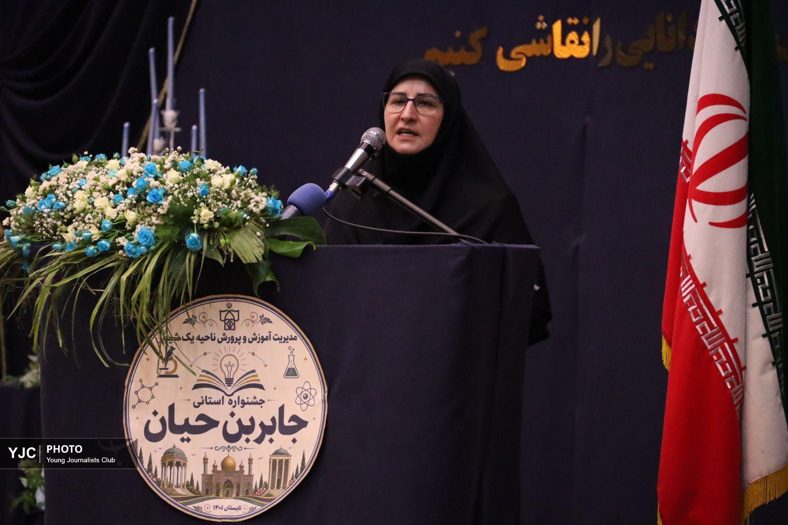 راه‌اندازی بیش از ۱۵ هزار و ۵۰۰ پایگاه «حامی» برای کاهش فقر یادگیری