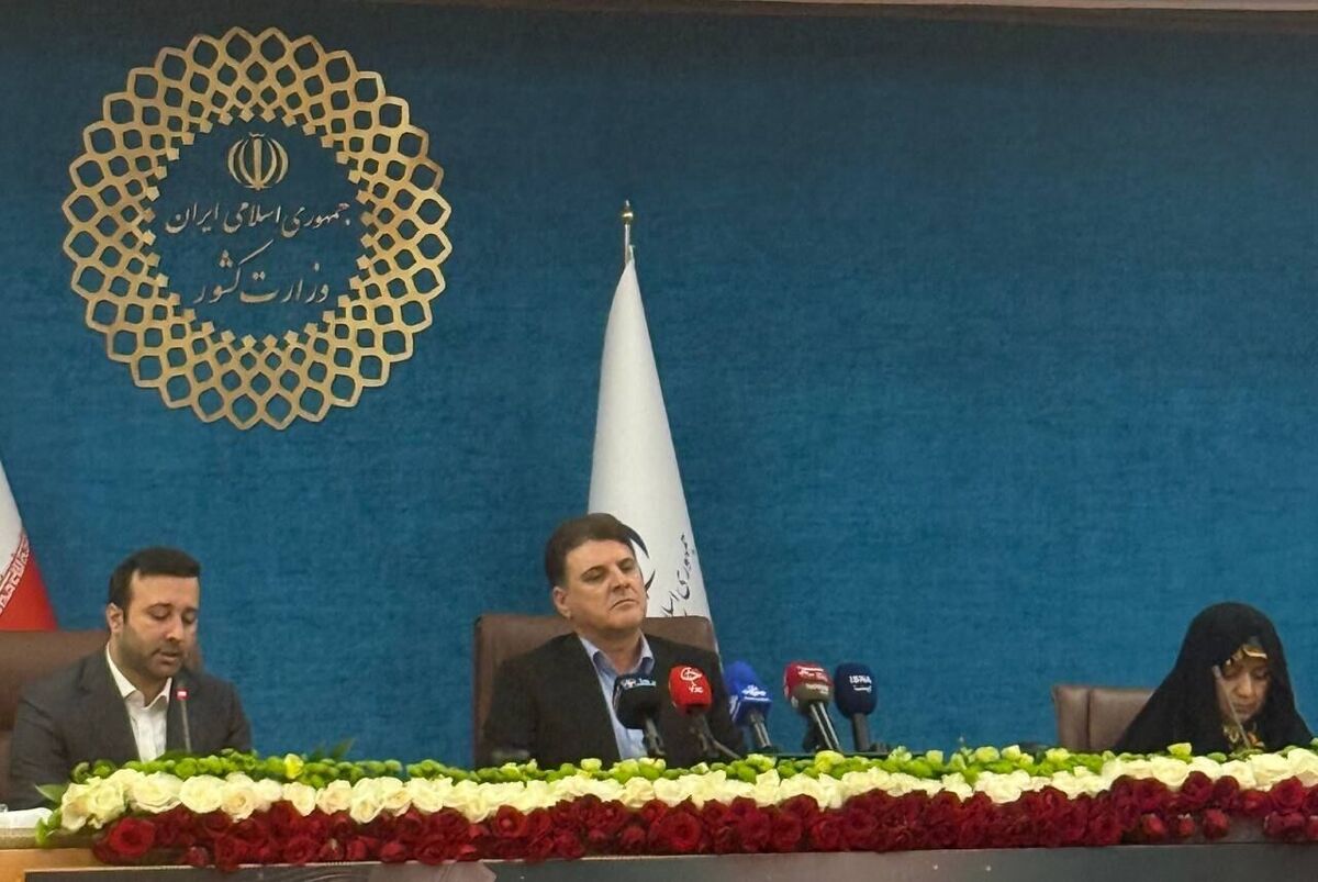 باشگاه خبرنگاران -معاون سیاسی وزارت کشور: توهین به رئیس‌جمهور جرم است/ در مورد قانون حجاب هیچ تغییری ایجاد نشده است