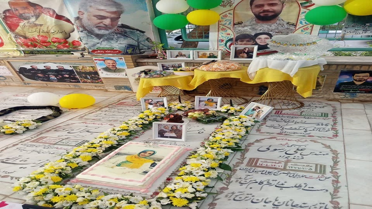 باشگاه خبرنگاران -جشن تولدی متفاوت در گلزار شهدای قم؛ روایت دلتنگی فائزه در فراق قل شهیدش