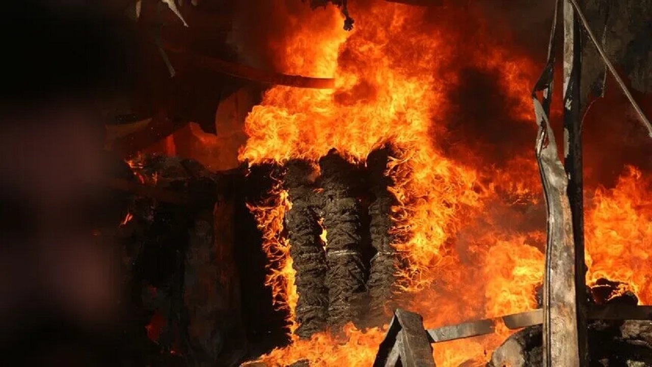 ۱۶ کشته در آتش‌سوزی در کارخانه‌ای در عربستان