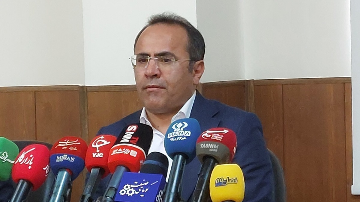 باشگاه خبرنگاران -با وکیل‌بلاگرهای متخلف برخورد می‌کنیم