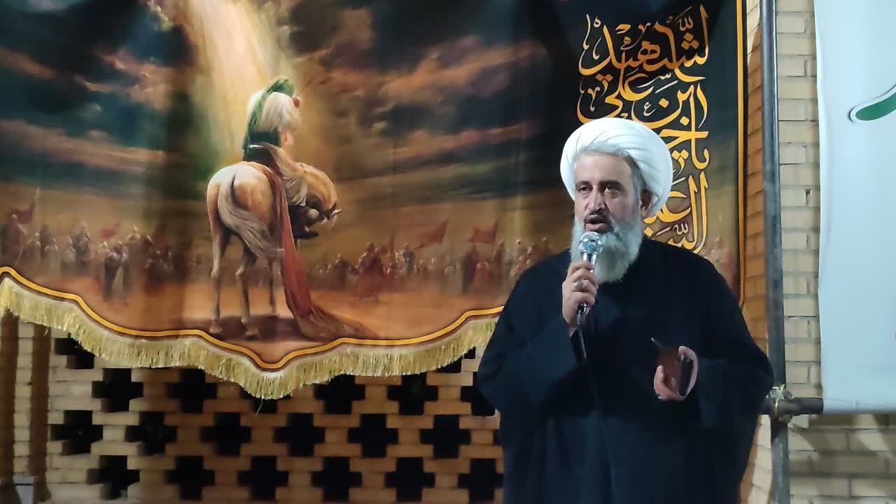 خروش مردم انقلابی صالح آباد در تجمعات شبانه خروش مردم انقلابی صالح آباد در تجمعات شبانه